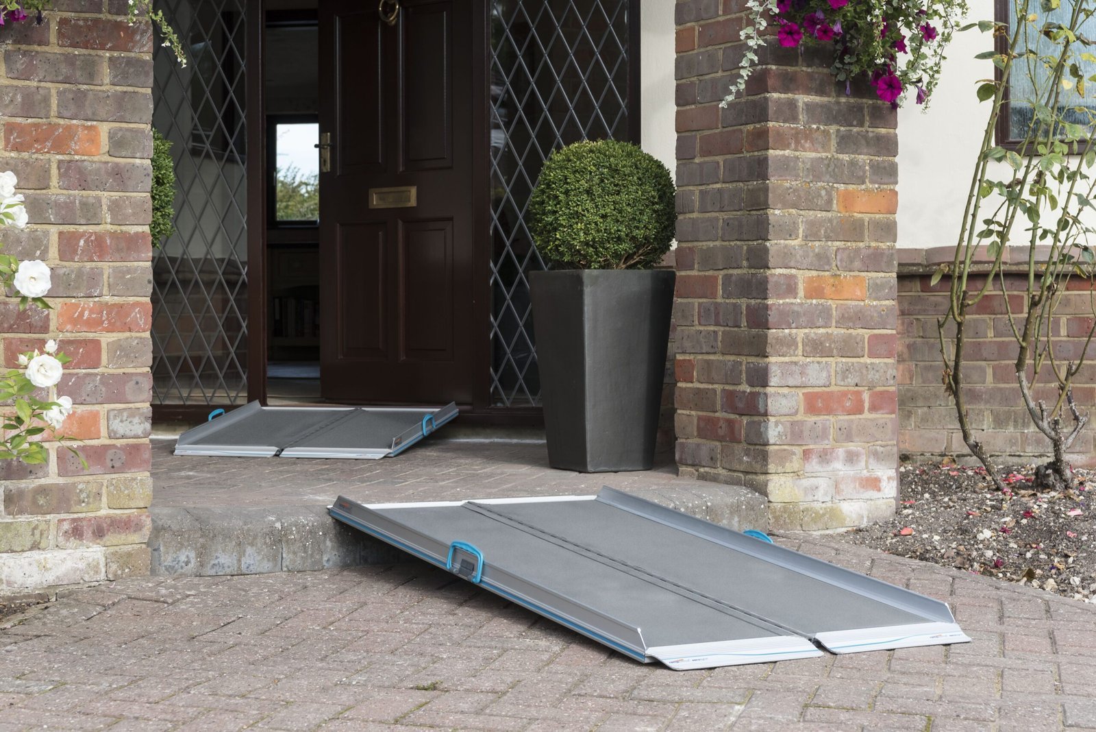 Aerolite Xtra Premium Folding Suitcase Ramp