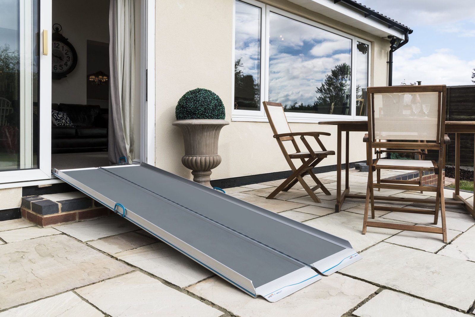 Aerolite Xtra Premium Folding Suitcase Ramp
